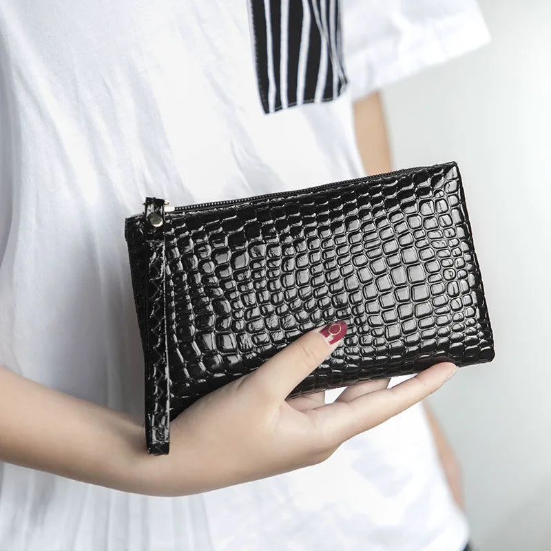 Crocodile Wallet for Women Coin Purse - New Fashion Small Wrist Bag